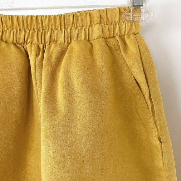 PRETTYLITTLETHING Mustard Yellow Faux Suede Pocket Detail Jacket + Shorts SZ 2 - Picture 12 of 16